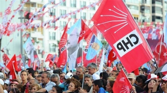 CHP İzmir de kurultay isteyenler kaç imzaya ulaştı?