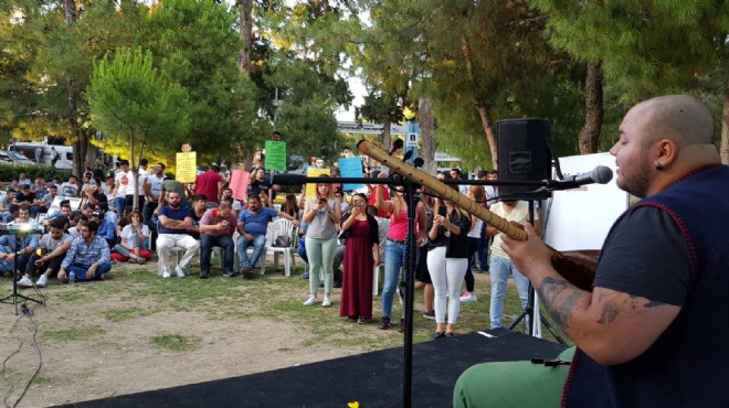 CHP İzmir in gençlerinden  Gezi  buluşması