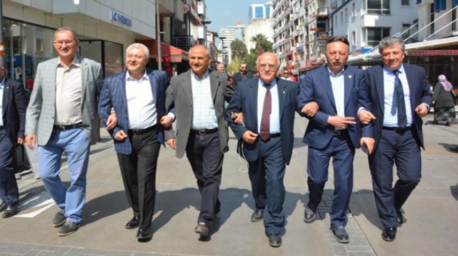CHP İzmir Milletvekilleri’nden 33 STK’ya ‘hayır’ ziyareti