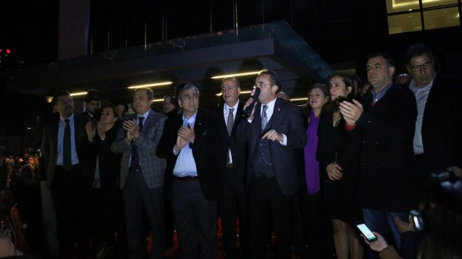 CHP li vekiller ve başkanlar Ataşehir de toplandı