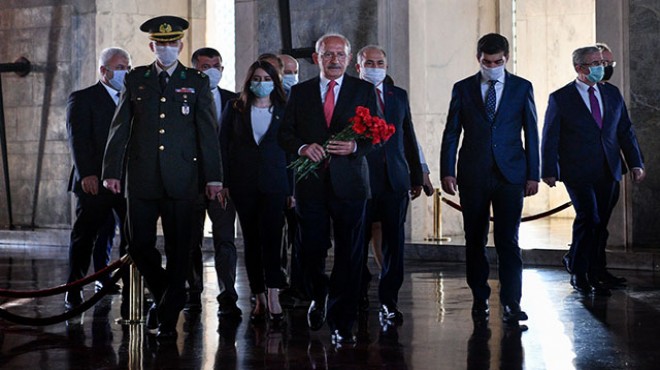 CHP lideri Kılıçdaroğlu, Anıtkabir i ziyaret etti