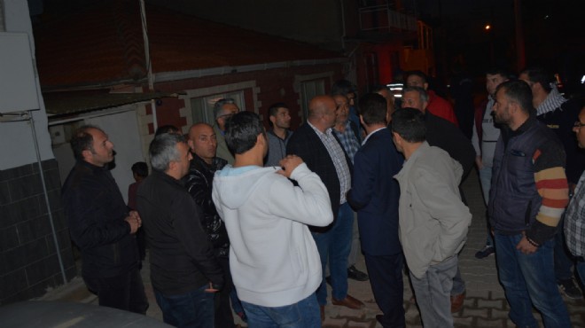 CHP Menemen Adayı Aksoy seçim çalışmasını bıraktı, yangına koştu!