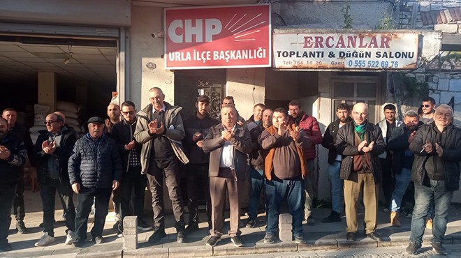 CHP önünde Çorumlulardan liste eylemi!