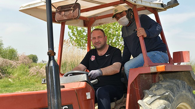 Çiğli’de çiftçilere traktör desteği