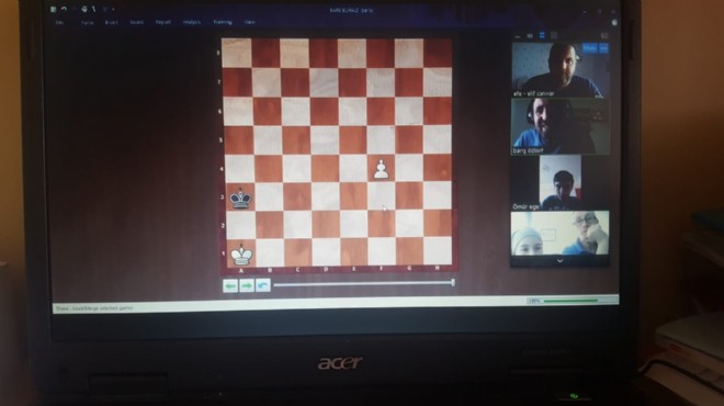 Çiğli de çocuklara online satranç kursu
