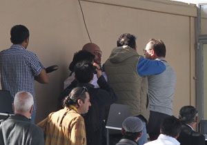 Aydın da İzmirli gazeteciyi çirkin saldırı!