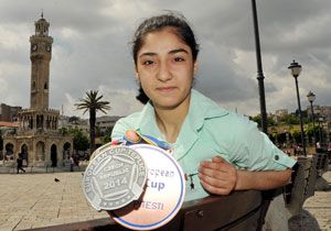 İzmir de Judo  Çiçek  açtı: Hedef olimpiyat