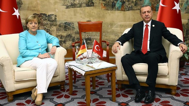 Erdoğan Merkel ile görüştü: Gündem Halep!