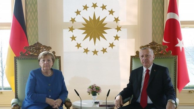 Cumhurbaşkanı Erdoğan, Merkel le telefonda görüştü