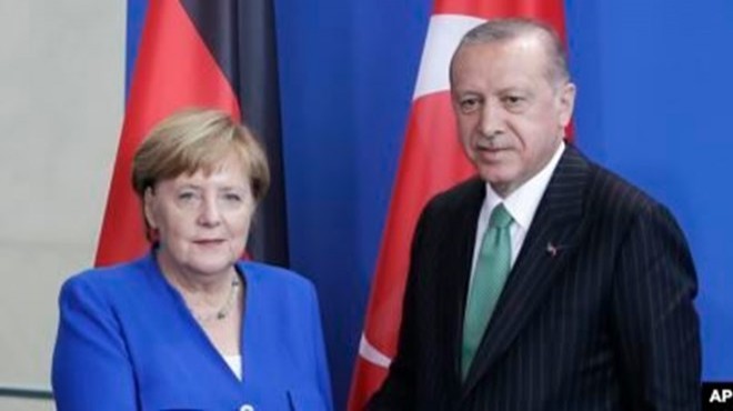 Cumhurbaşkanı Erdoğan ve Merkel den kritik görüşme