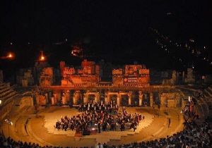İzmir’de 600 yıllık kadim dostluğun konseri 