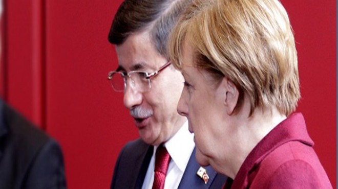 Davutoğlu ile Merkel arasında  PYD  görüşmesi