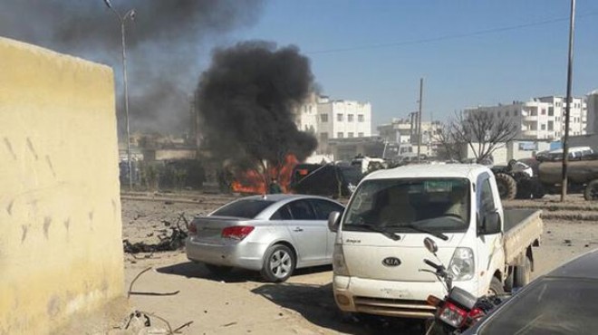 DEAŞ, Azez de bomba yüklü araçla saldırdı
