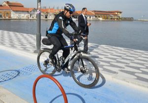 Yeni kıyı yeni düzen: İzmir’de bisikletli zabıta dönemi 