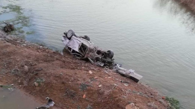 Denizli de otomobil nehre devrildi: 2 ölü