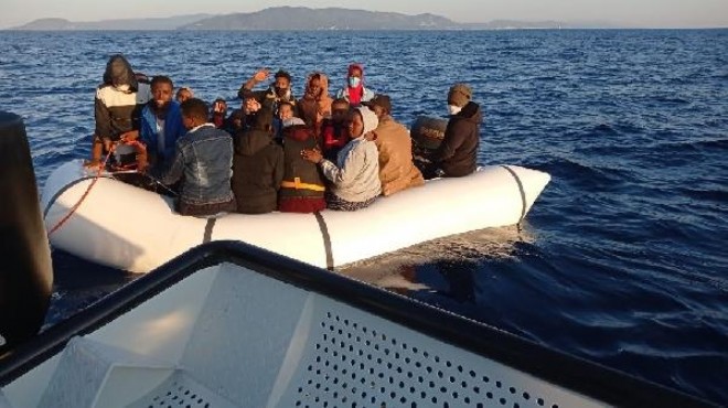 Dikili de 35 kaçak göçmen kurtarıldı