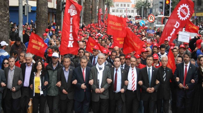 DİSK ten İzmir de birlik mesajları: Derdimiz işçilerin geri dönmesi