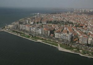 Karşıyaka’nın yargı zaferi: Bakanlığın kıyı düzenlemesine durdurma! 