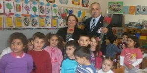 CHP Karşıyaka öğretmenleri unutmadı