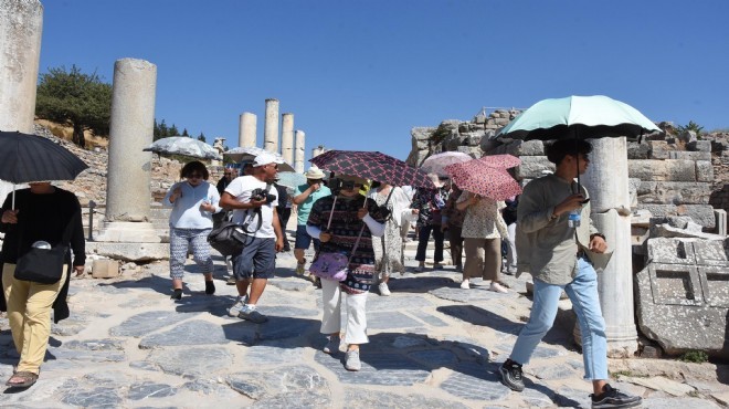 Efes e turist akını!