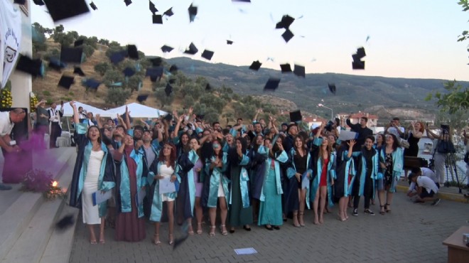 Efes te mezuniyet heyecanı