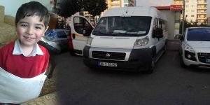 İzmir’de korkunç kaza: Minibüs iki kez üstünden geçti 