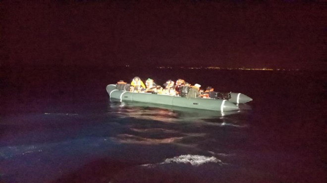 Ege Denizi nde can pazarı... 39 düzensiz göçmen kurtarıldı!