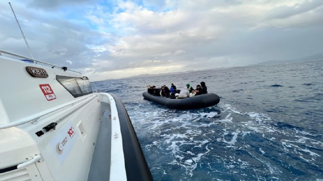 Ege Denizi nde can pazarı: 24 göçmen kurtarıldı!