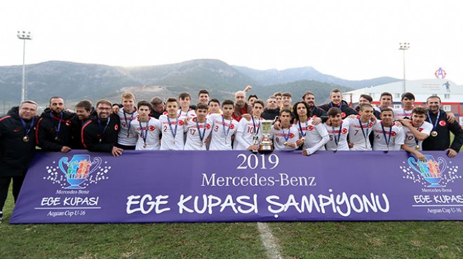 Ege Kupası nda şampiyon Türkiye