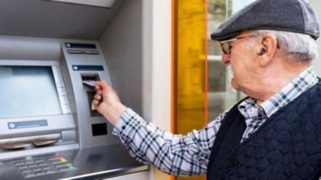Emeklilere maaş şoku: Bankadan eli boş döndüler
