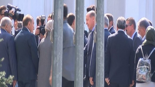Erdoğan, AK Parti İstanbul İl Başkanlığı nda