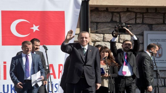 Erdoğan Sırbistan da konuştu FETÖ yuhalandı
