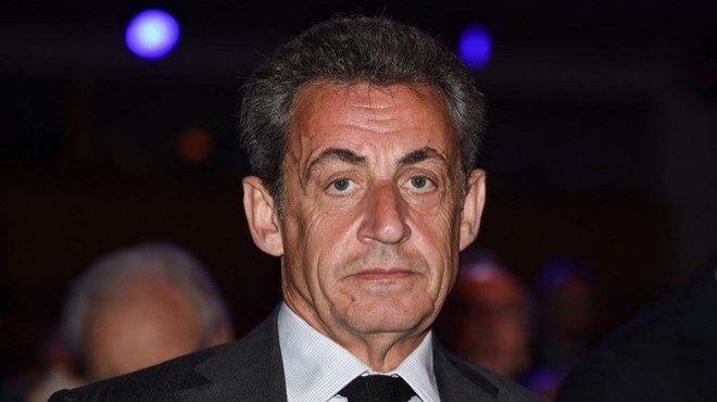 Eski Cumhurbaşkanı Sarkozy e hapis cezası!