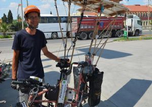Güneş enerjili bisikletiyle Fransa dan Manisa ya geldi