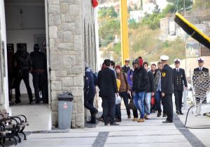 Kaçaklar Yunan adası diye Görecik Adası na bırakıldı