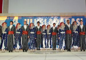 Menderes’te halk dansları coşkusu 