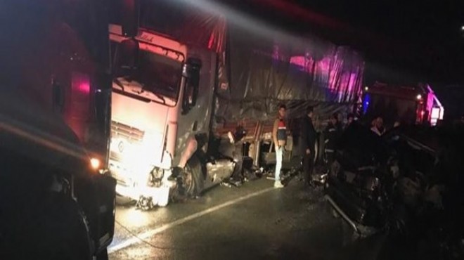 Feci kaza: 5 polis memuru yaralandı