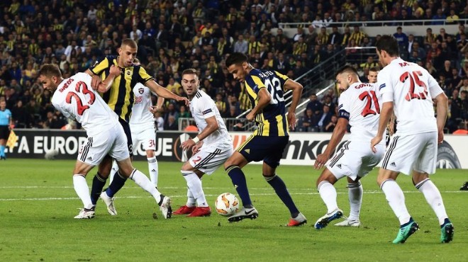 Fenerbahçe için 2 ayrılık, 1 transfer iddiası!