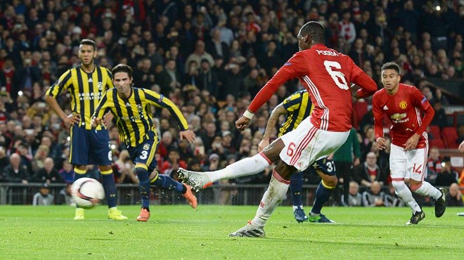 Fenerbahçe Old Trafford da ağır yaralı: 1-4