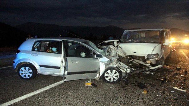 Fethiye yolunda feci kaza: 2 ölü, 5 yaralı