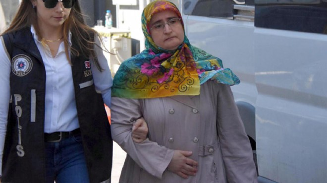 FETÖ nün kritik isminin kızı İzmir de tutuklandı