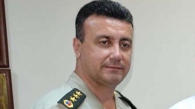 FETÖ ye mücadelede madalya alan komutana FETÖ den gözaltı