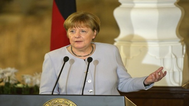 Flaş: Merkel den  toplantı iptali  açıklaması