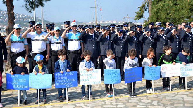 Foça da Polis Haftası için kutlama