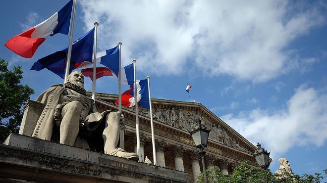 Fransa da asrın banka skandalı!