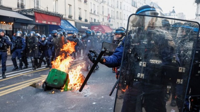 Fransa da  grev  dalgası: Paris savaş alanına döndü