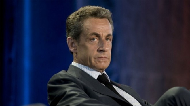 Fransa eski Cumhurbaşkanı Sarkozy gözaltında!