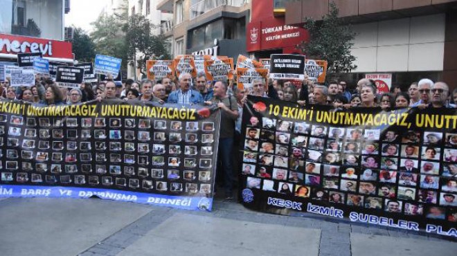 Gar Katliamı nda can veren 103 kişi İzmir de unutulmadı