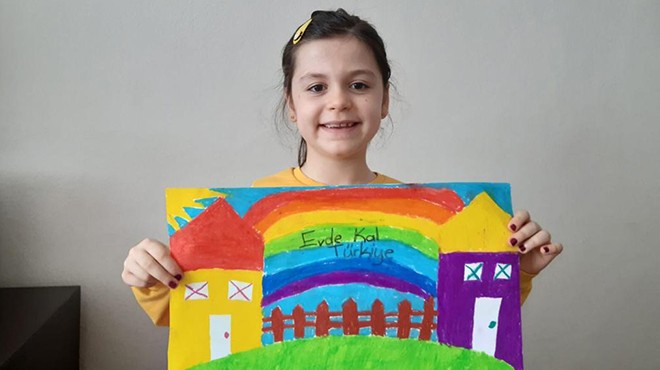 Gaziemirli çocuklar  Evde kal ı resmetti