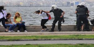 İzmir’de ‘saç çeken’ polisler açığa!